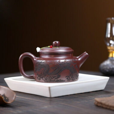 Yixing Zisha Teapot [Dragon Dezhong] (Zi Zhu Ni – 480ml)