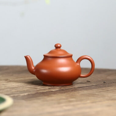 Full Handmade Yixing Zisha Teapot [Straw Hat Pot] (Zhao Zhuang Zhu Ni – 120ml)