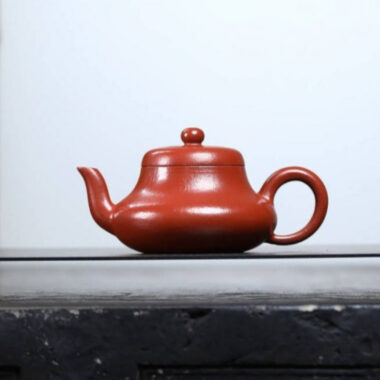 Full Handmade Yixing Zisha Teapot [Junde Pot] (Xiao Meiyao Zhu Ni – 180ml)
