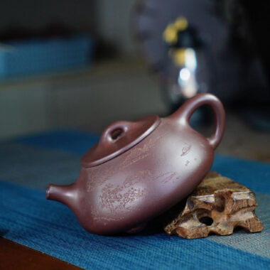 Full Handmade Yixing Zisha Teapot [Jingzhou Shi Piao Pot – Fragrance] (Zi Ni – 300ml)