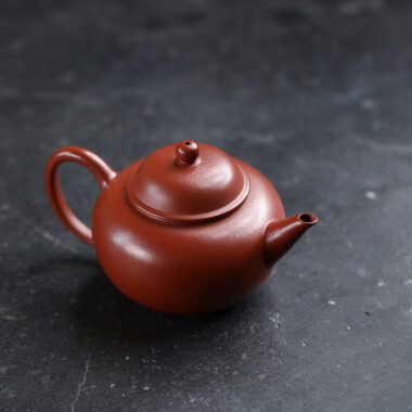 Yixing Zisha Teapot [Mini Shui Ping] (Zhu Ni – 130ml)