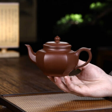 Full Handmade Yixing Zisha Teapot [Liufang Xiao Ying Pot] (Di Cao Qing – 280ml)