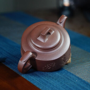 Full Handmade Yixing Zisha Teapot [Fei Feng Pot] (Zi Ni – 300ml)
