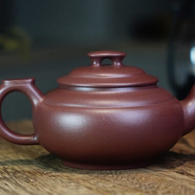 Full Handmade Yixing Zisha Teapot [Shang Xin Qiao Pot] (Di Cao Qing – 260ml)