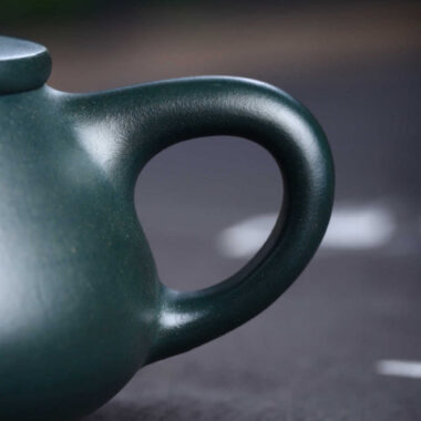 Full Handmade Yixing Zisha Teapot [Jingzhou Shi Piao Pot] (Lu Ni – 200ml)