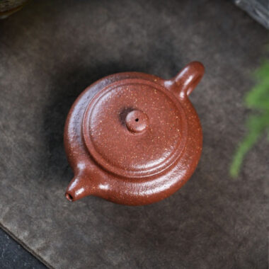 Full Handmade Yixing Zisha Teapot [Bian Fu] (Tao Hua Ni – 200ml)