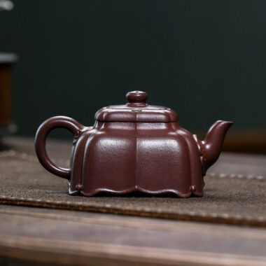 Full Handmade Yixing Zisha Teapot [Feiling] (Zi Ni – 180ml)
