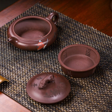 Full Handmade Yixing Zisha Teapot [Wusong Da Hu] (Zi Jia Ni – 350ml)