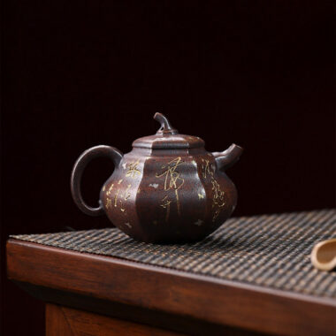 Full Handmade Yixing Zisha Teapot [Hexagon Gourd] (Firewood Fired Duan Ni – 170ml)