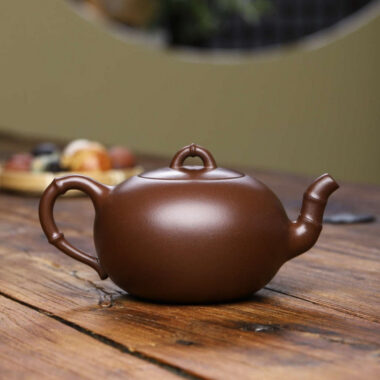 Full Handmade Yixing Zisha Teapot [Yuan Zhu Pot] (Zi Ni – 360ml)