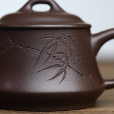 Full Handmade Yixing Zisha Teapot [Zhu Chu Pot] (Lao Zi Ni – 170ml)