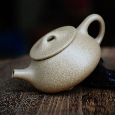 Full Handmade Yixing Zisha Teapot [Jingzhou Shi Piao Pot] (Qing Duan Ni – 190ml)