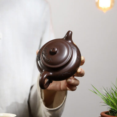 Yixing Zisha Teapot [Frangrant Fanggu] (Zi Ni – 260ml)