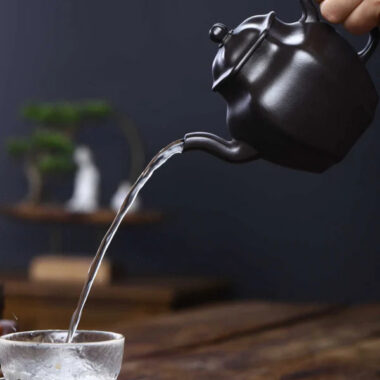 Full Handmade Yixing Zisha Teapot [Liufang Shen Deng Pot] (Shi Huang – 260ml)