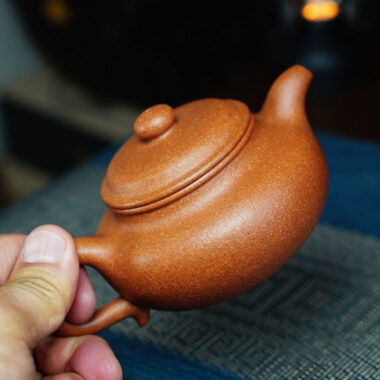 Full Handmade Yixing Zisha Teapot [Fanggu Pot] (Jiang Po Ni – 180ml)