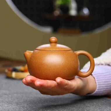 Full Handmade Yixing Zisha Teapot [Xishi Pot] (Jiang Po Ni – 220ml)