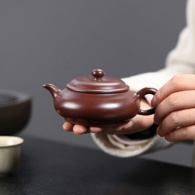 Yixing Zisha Teapot [Yun Lu] (Zi Ni – 140/200ml)
