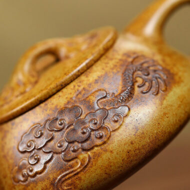 Yixing Zisha Teapot [Dragon Shi Piao] (Longgu Jin Sha – 310ml)