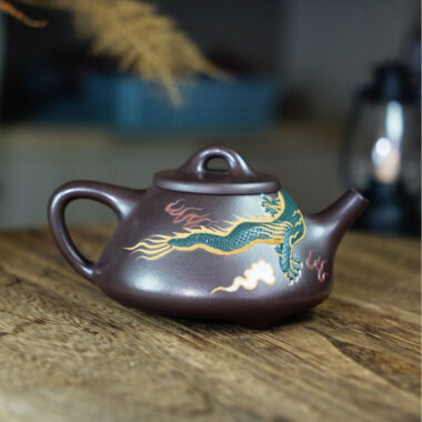 Full Handmade Yixing Zisha Teapot [Dragon Ziye Shi Piao Pot] (Lao Zi Ni – 360ml)