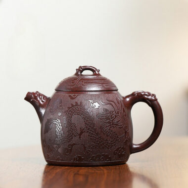 Yixing Zisha Teapot [Dragon Qin Quan] (Long Xue Sha – 380ml)
