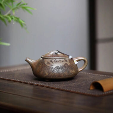 Yixing Zisha Teapot [Guanshan Jingzhou Shi Piao] (Chenxiang Ni Firewood Firing – 580ml)