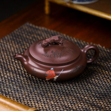 Full Handmade Yixing Zisha Teapot [Wusong Da Hu] (Zi Jia Ni – 350ml)