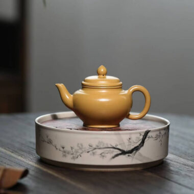Yixing Zisha Teapot [Mini Xiao Ying Pot] (Huangjin Zhu Ni – 110ml)