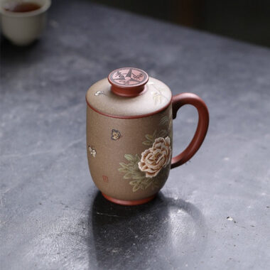 Master Handmade Yixing Zisha Tea Mug [Ji Xiang] (Long Xue Sha – 200ml)