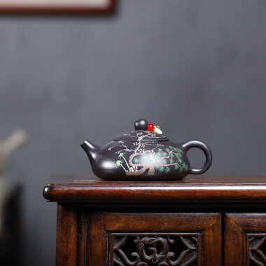 Yixing Zisha Teapot [Song Feng Shui Yue] (Hei Jinsha – 230ml)