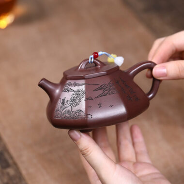 Yixing Zisha Teapot [Bafang Shanshui Shi Piao] (Zi Ni – 200ml)