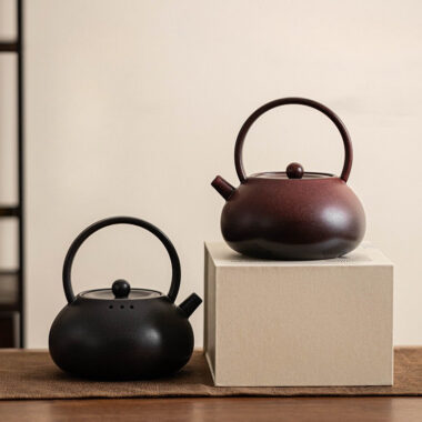 Retro Ceramic Direct Fire Teapot [Wang Yue Tiliang Pot] 800ml
