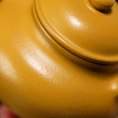 Yixing Zisha Teapot [Mini Rong Tian Pot] (Huangjin Zhn Ni – 120ml)