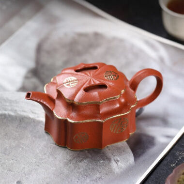 Full Handmade Yixing Zisha Teapot [Jin Ling Fu Wen] (Zhu Sha Zhu Ni – 150ml)