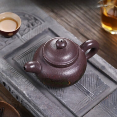 Full Handmade Yixing Zisha Teapot [The Great Wall] (30 Mu Jinsha Zi Ni – 300ml)