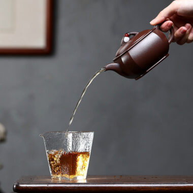 Yixing Zisha Teapot [Fangyuan Hanwa] (Zi Ni – 320ml)