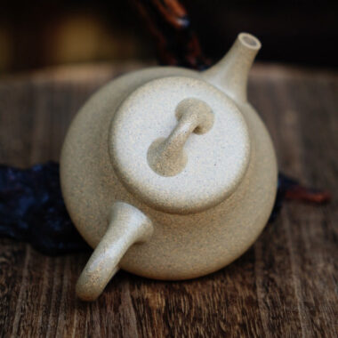 Full Handmade Yixing Zisha Teapot [Xin Piao Pot] (Qing Duan Ni – 180ml)
