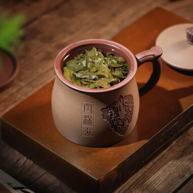 Yixing Zisha Tea Mug with Filter [Joy] (Zi Ni / Duan Ni – 460ml)