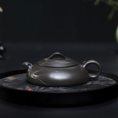 Full Handmade Yixing Zisha Teapot [Biyu Qing Zhu] (Tian Qing Ni – 140ml)