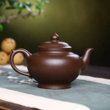 Full Handmade Yixing Zisha Teapot [Xiao Ying Pot] (Zi Ni – 260ml)