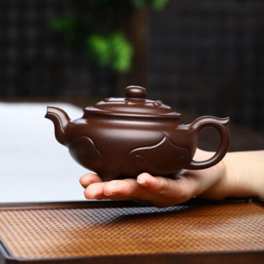 Full Handmade Yixing Zisha Teapot [3 Legs Ruyi Pot] (Shi Hong – 230ml)