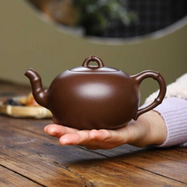 Full Handmade Yixing Zisha Teapot [Yuan Zhu Pot] (Zi Ni – 360ml)
