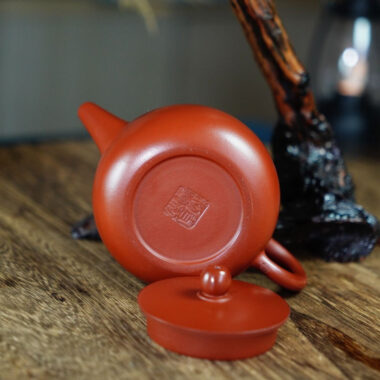Yixing Zisha Teapot [Qingyun Pot] (Dahongpao – 230ml)