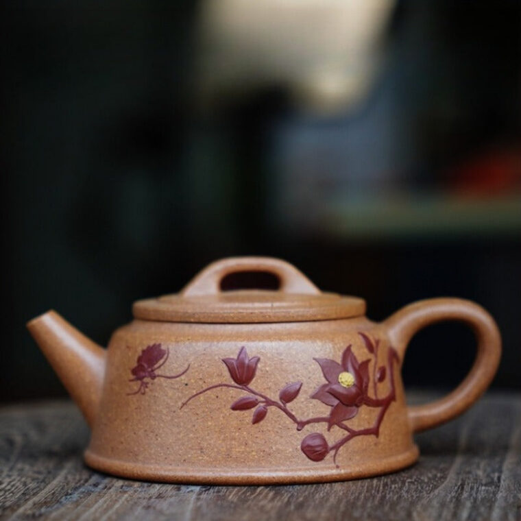Full Handmade Yixing Zisha Teapot [Yu Zhao Pot] (Wucai Lao Duan Ni – 170ml)
