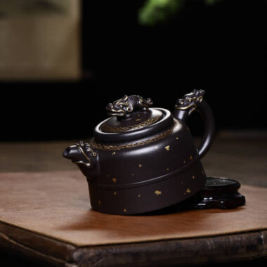 Full Handmade Yixing Zisha Teapot [Long Quan Pot] (Shi Huang – 350ml)