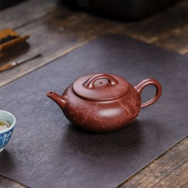 Full Handmade Yixing Zisha Teapot [Han Xiang] (Hong Pi Long – 350ml)