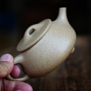 Full Handmade Yixing Zisha Teapot [Jingzhou Shi Piao Pot] (Qing Duan Ni – 190ml)
