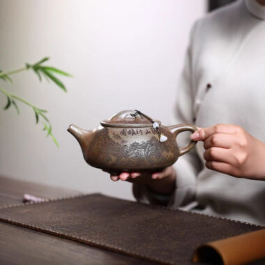 Yixing Zisha Teapot [Guanshan Jingzhou Shi Piao] (Chenxiang Ni Firewood Firing – 580ml)