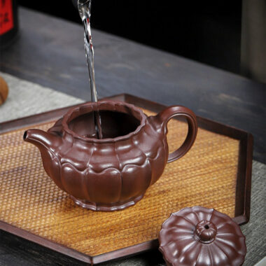 Full Handmade Yixing Zisha Teapot [Ruyi Linghua] (Jin Sha Zi Ni – 300ml)