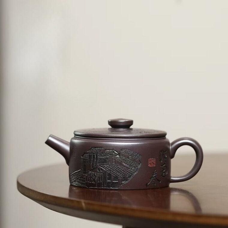 Yixing Zisha Teapot [Jiangnan Hanwa] (Chi Long Xue Sha – 150ml)