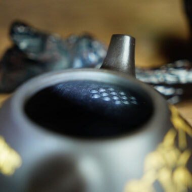 Full Handmade Yixing Zisha Teapot [Ziye Shi Piao Pot] (Shi Huang – 240ml)